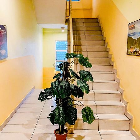Sun Inns Hotel Пучонг Экстерьер фото